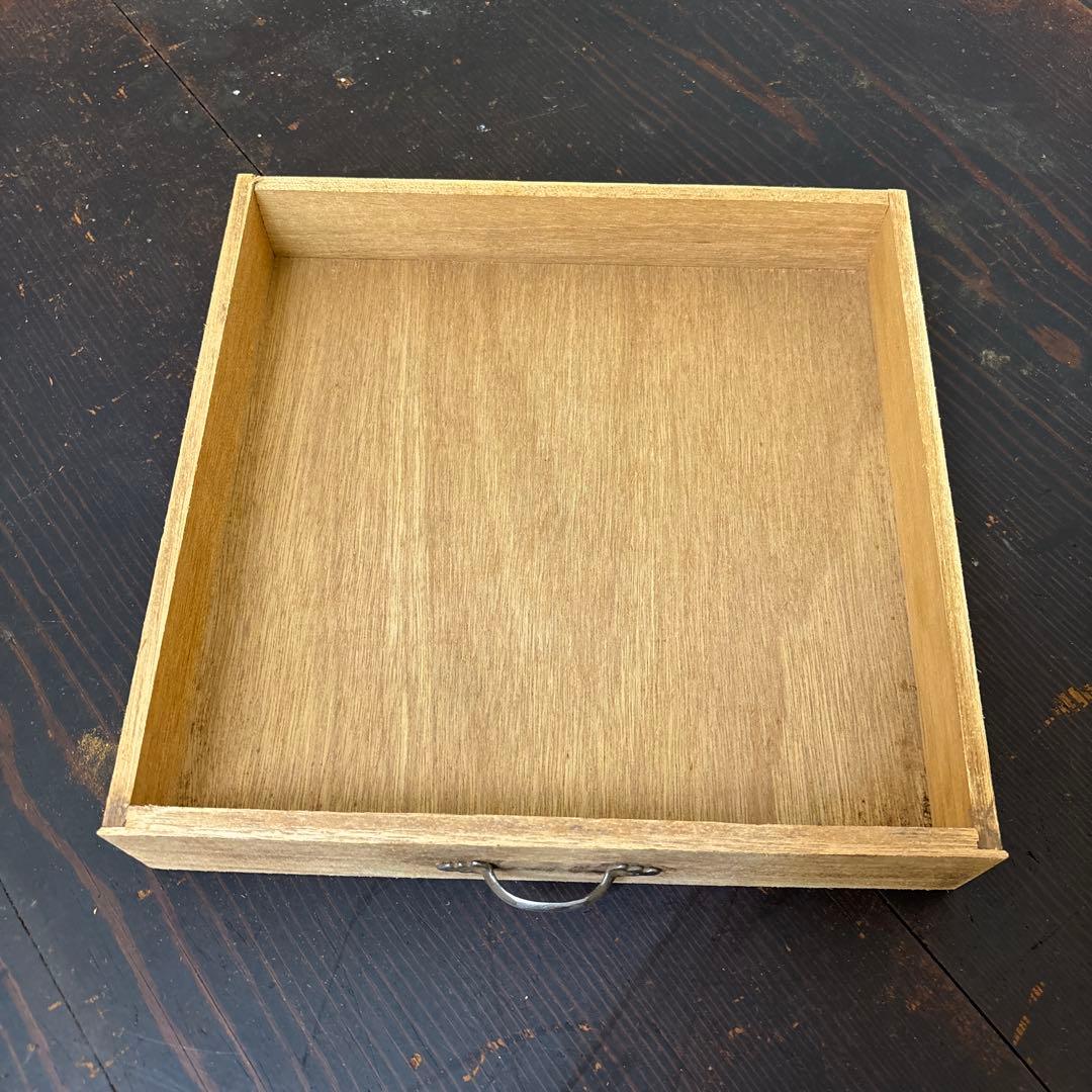 レトロ　剥離　木製4段引き出し収納 無垢材／アンティーク　古道具