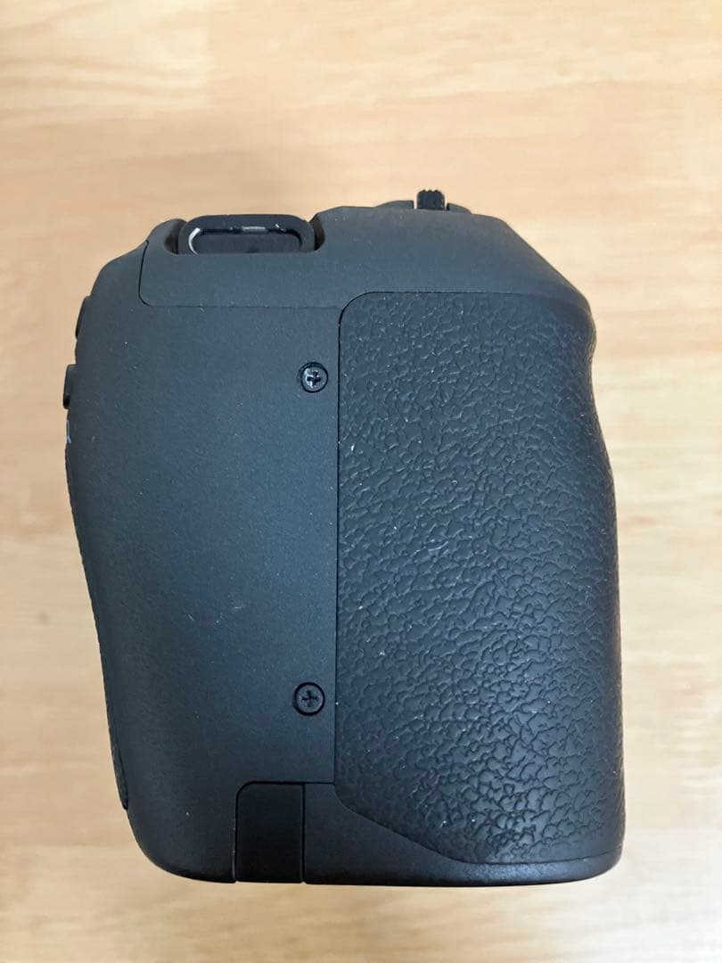 【美品】Canon EOS RP ボディ【おまけ付】