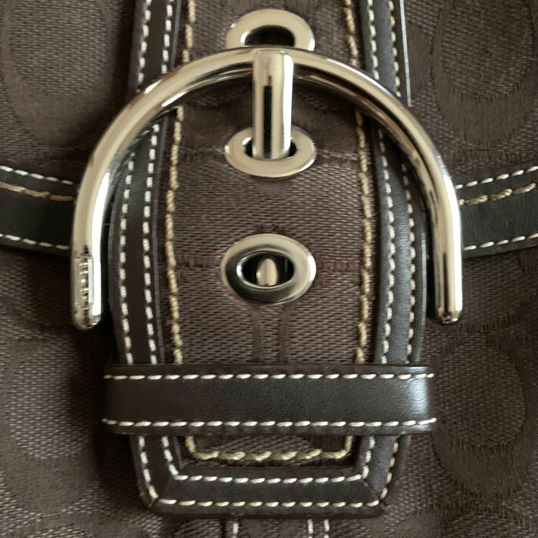 COACH ソーホー　シグネチャー　 フラップハンドバッグ