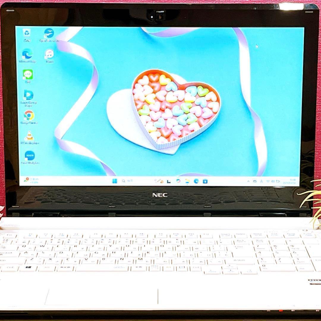 Win11✨Corei7✨8GB✨すぐ使えるノートパソコン✨カメラ付✨ブルーレイ