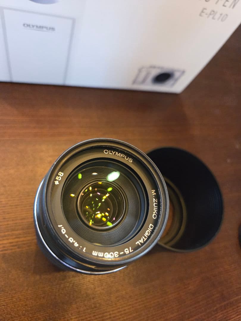 OLYMPUS 75-300mm レンズ f/4.8-6.7