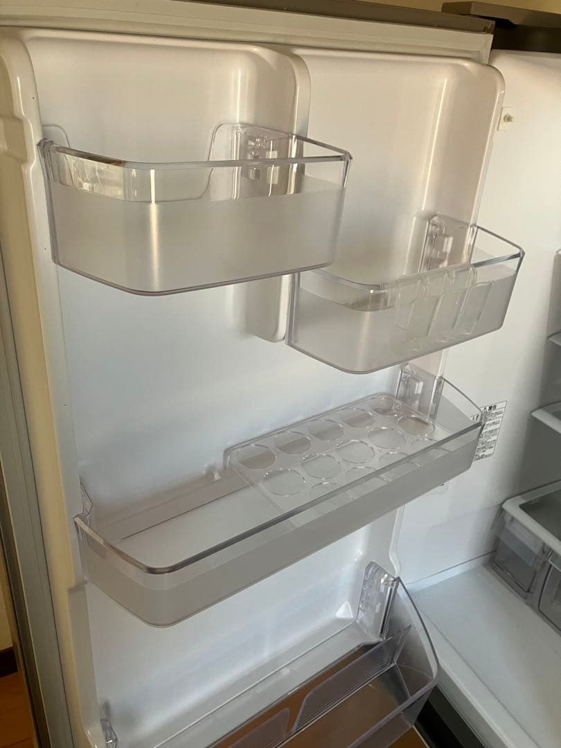 送料・設置込み！HITACHI 冷蔵庫 左開き 2、3人暮らし シルバー モダン