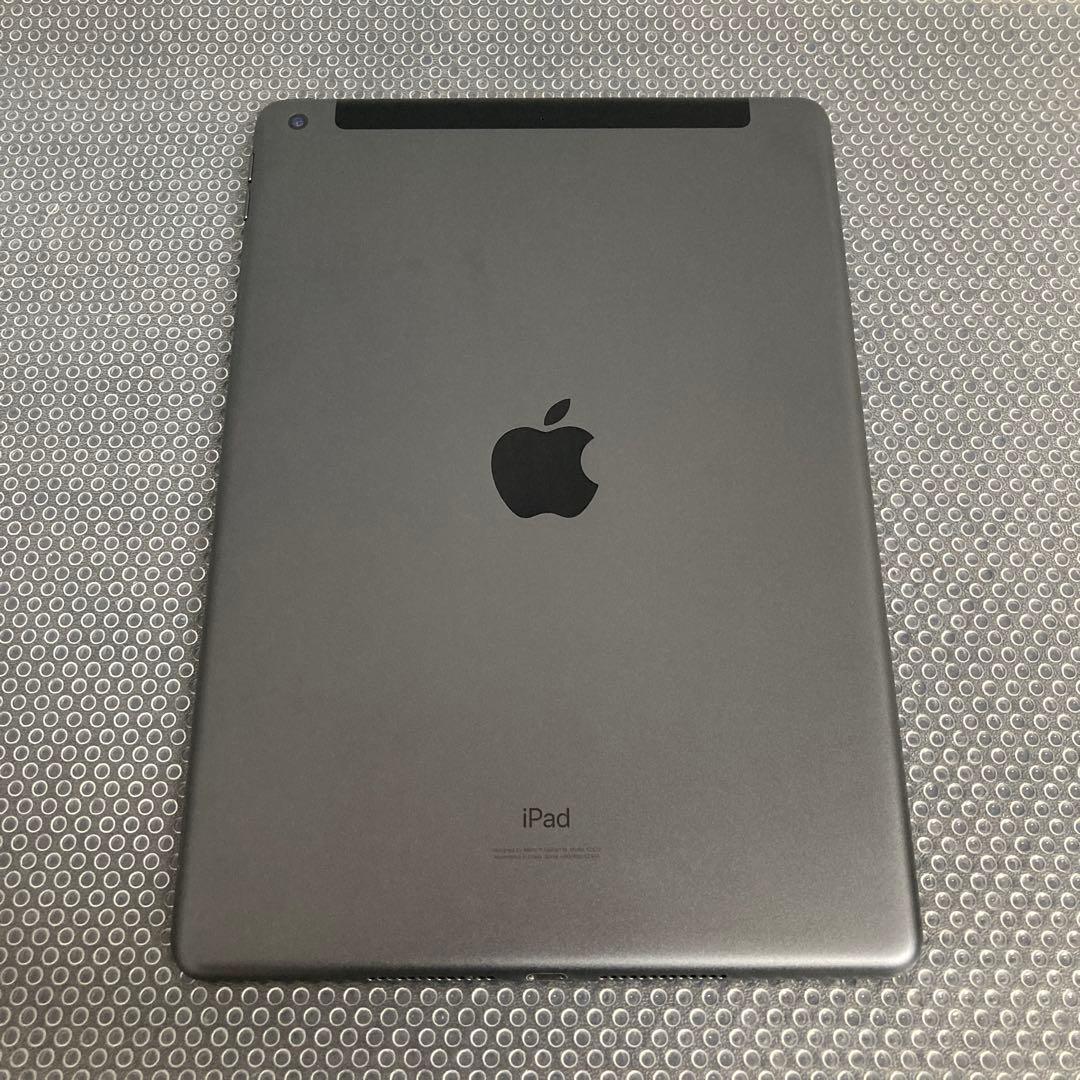 3633【早い者勝ち】iPad8 第8世代 32GB SIMフリー☆