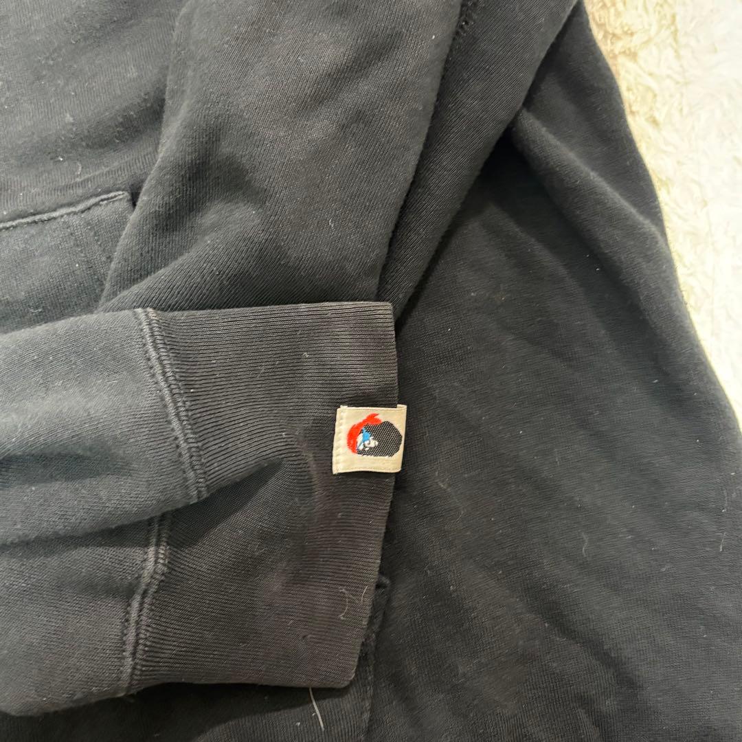 A BATHING APE ブラックパーカー