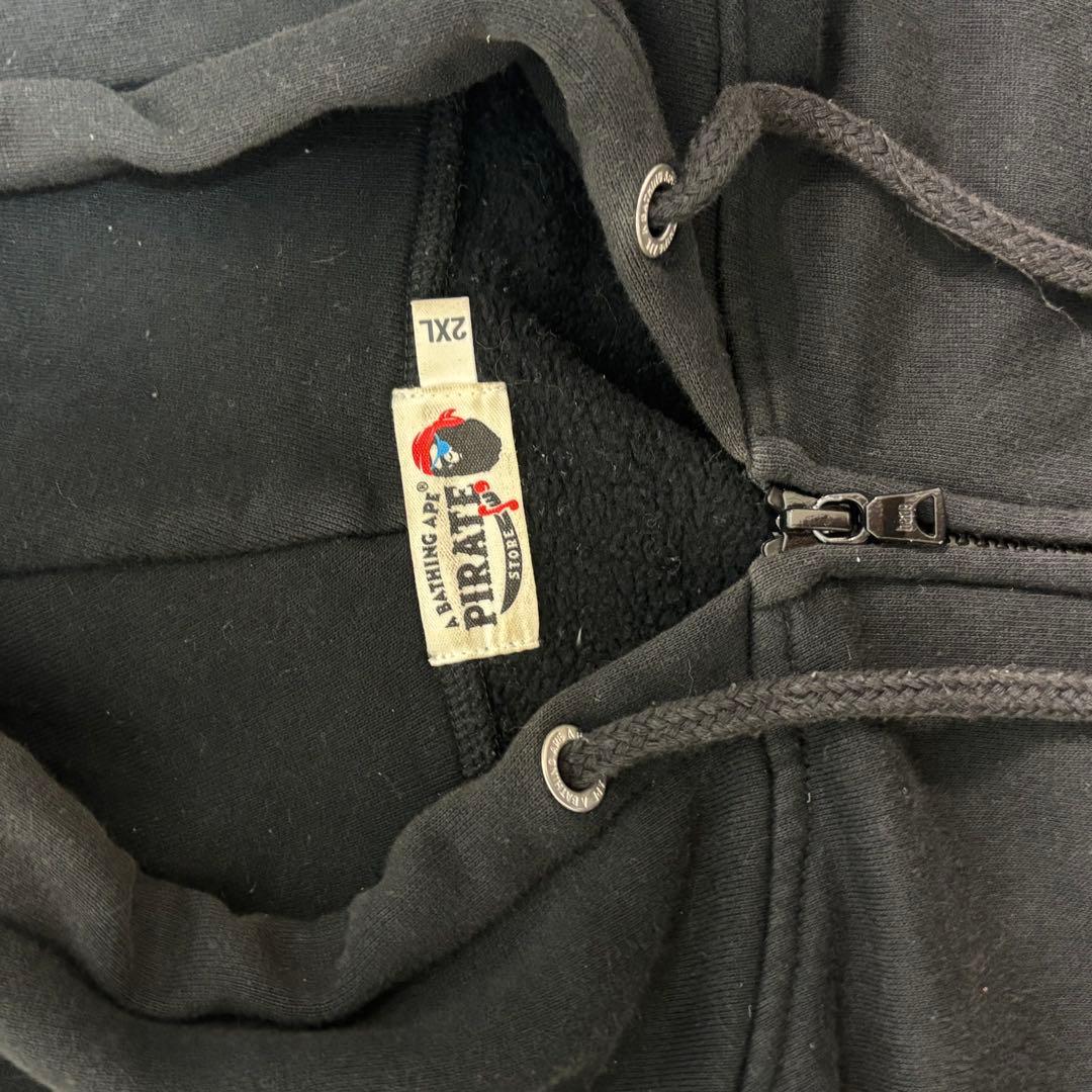 A BATHING APE ブラックパーカー