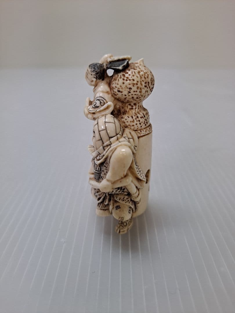 城 根付 白色 二人 武士 極上 和装小物 古美術品 春面 2点まとめ