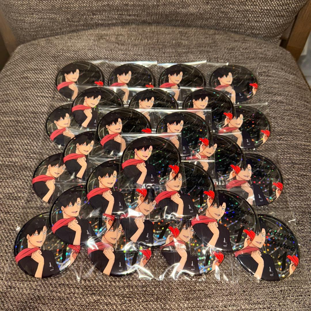 ハイキュー　アニメデッキ　ホログラム缶バッジ　紙飛行機　黒尾鉄朗 30点