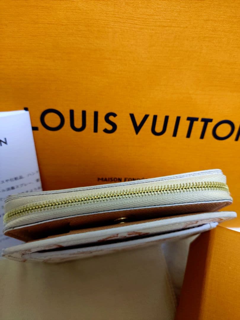 ルイビトン　ポルトフォイユ・ルー超美品！