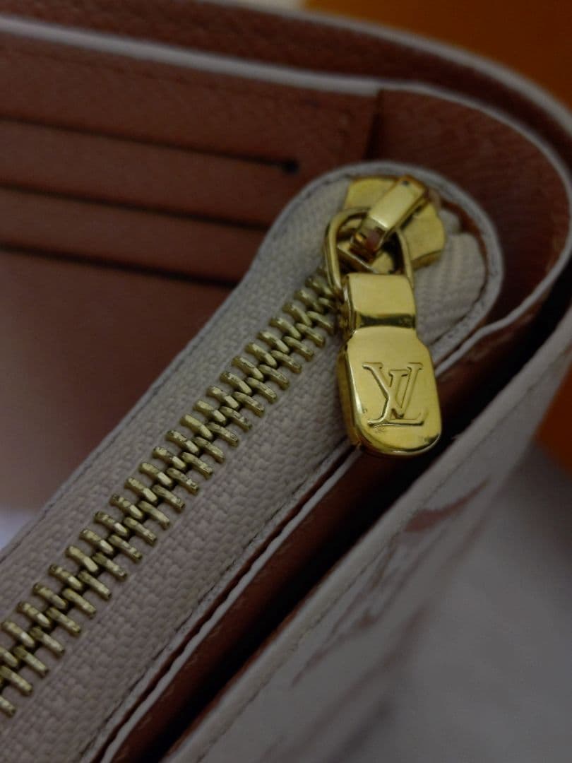 ルイビトン　ポルトフォイユ・ルー超美品！