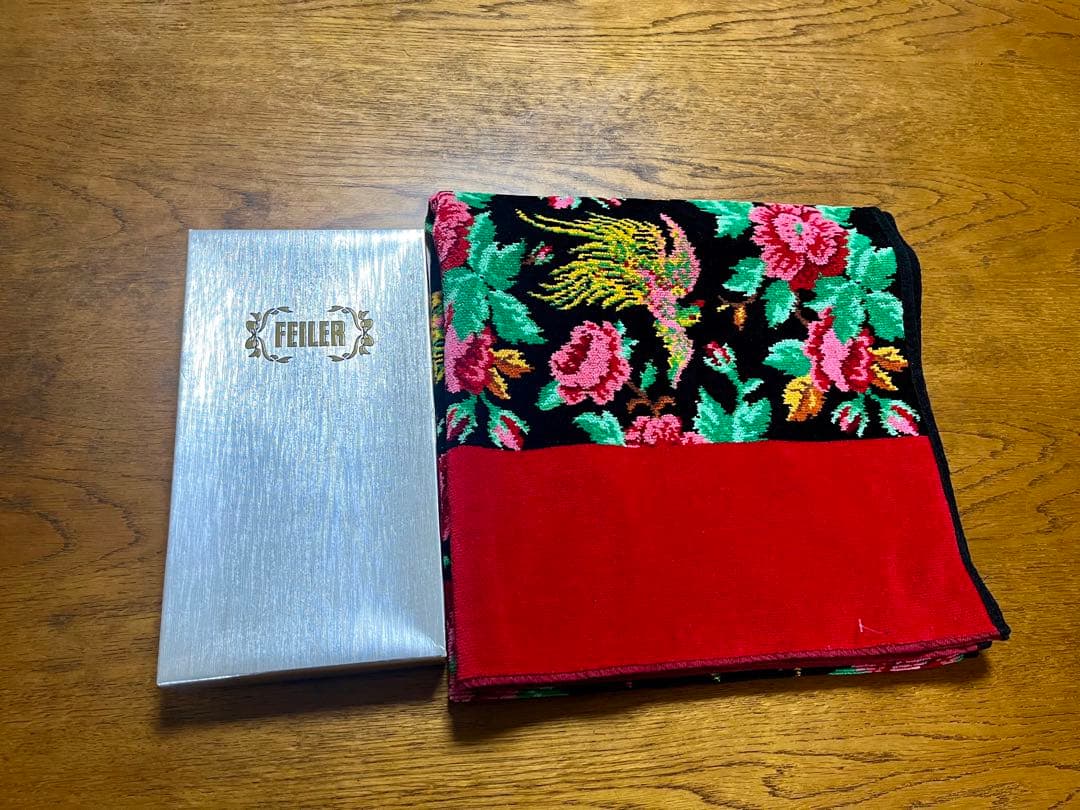 【新品】フェイラーバスタオル、ハンカチ、ポーチ　3点セット