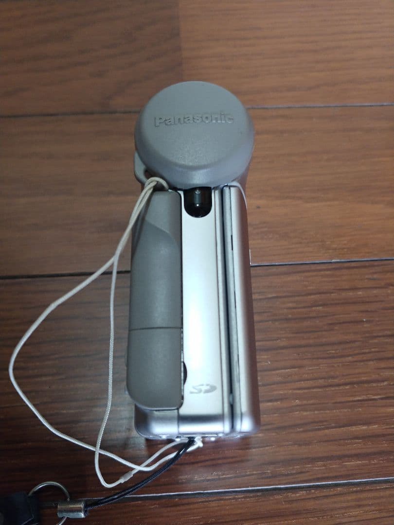 Panasonic　SV-AV100　D-snap SDマルチカメラ