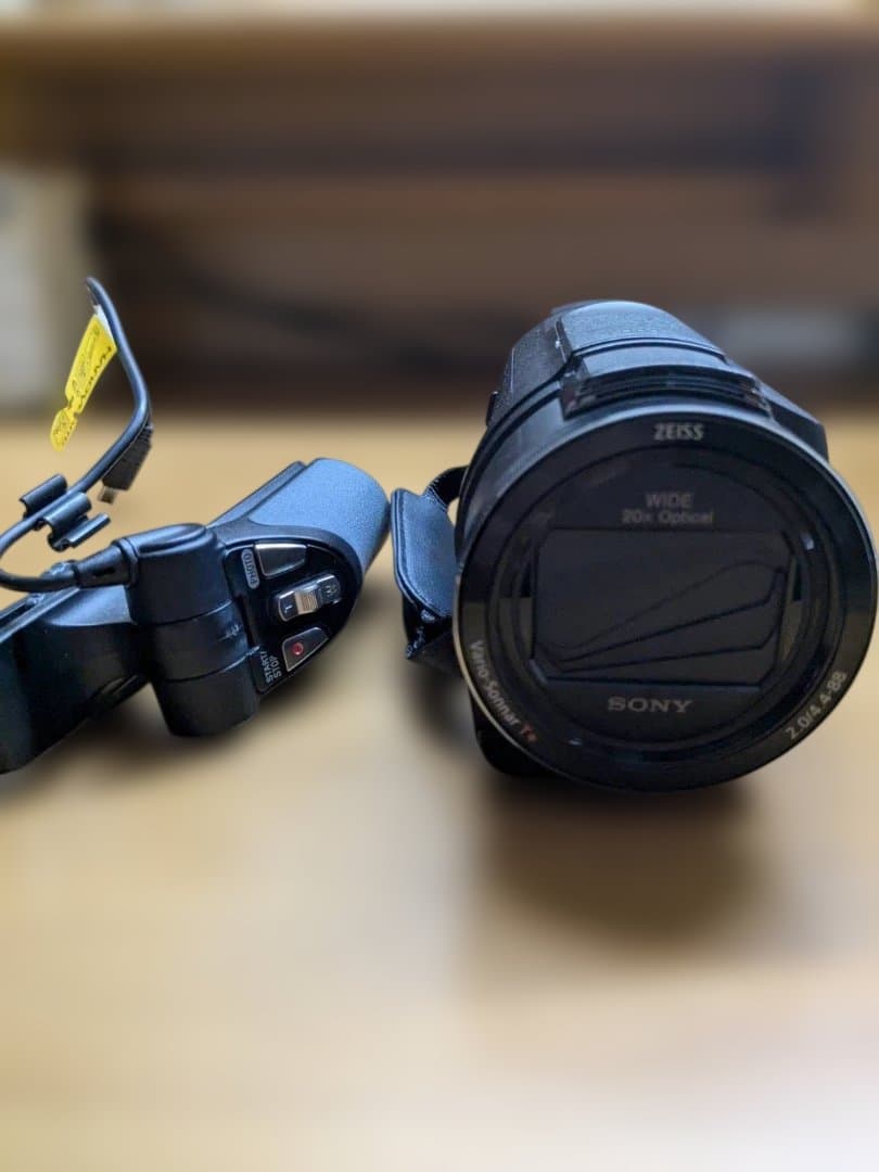 ビデオカメラ　FDR-AX60