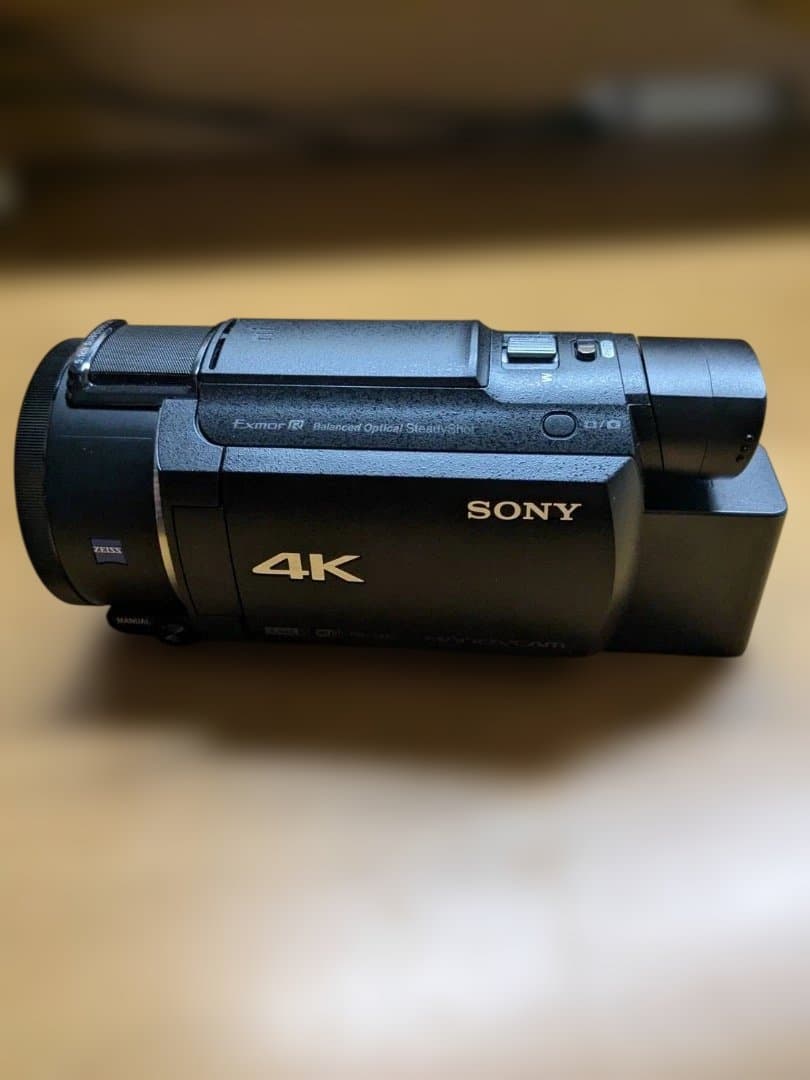 ビデオカメラ　FDR-AX60
