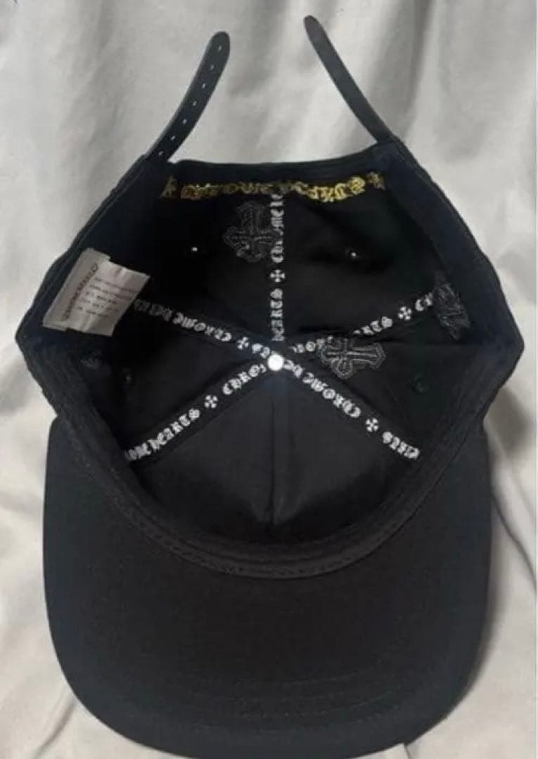 CHROME HEARTS ロゴ刺繍　ベースボールキャップ