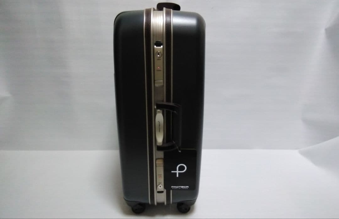 【プロテカ】スーツケース 日本製 レクトクラシックII 67L NIZ②