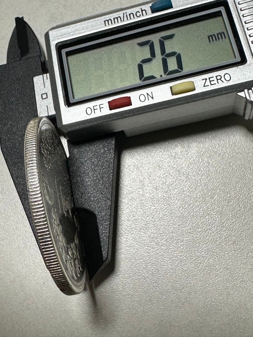 【本物保証】　極美品　トーン　一圓銀貨　明治36年銘　26.96g