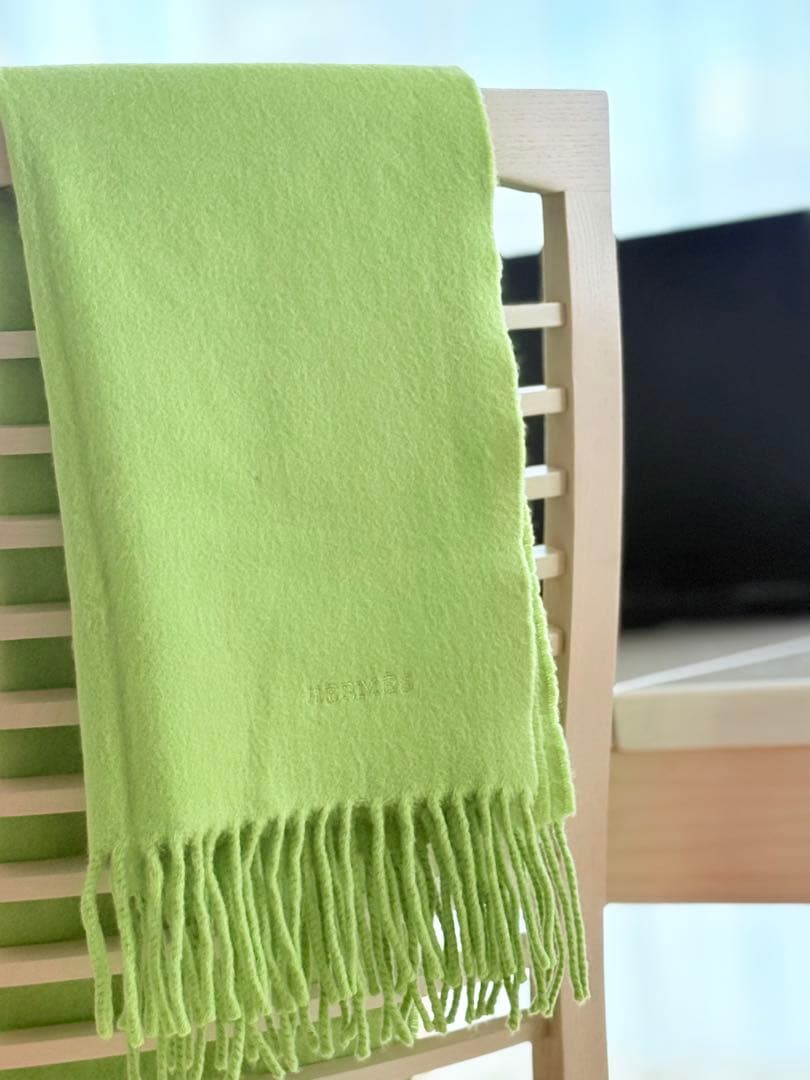 エルメス　カシミヤ　100% ライトグリーン フリンジ付きマフラー