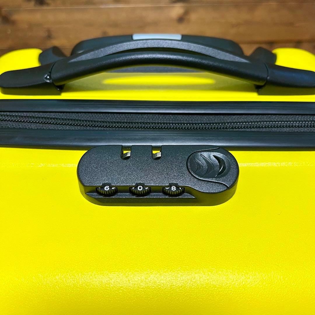 【乗れるキャリーケース】キッズトラベル スーツケース イエロー Mサイズ