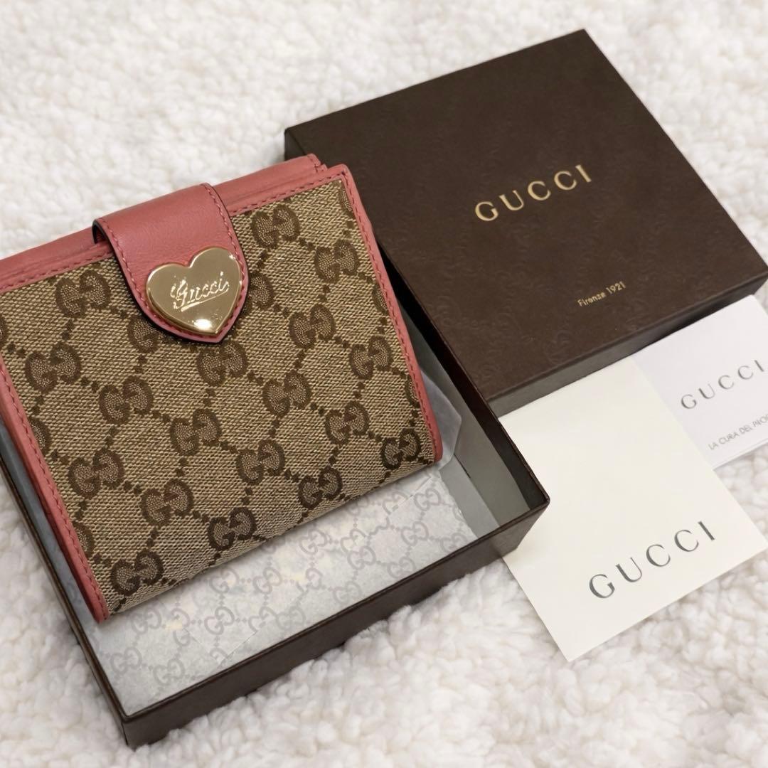 【新品・未使用】GUCCI グッチ　二つ折り財布 ラブリーハート　ピンク