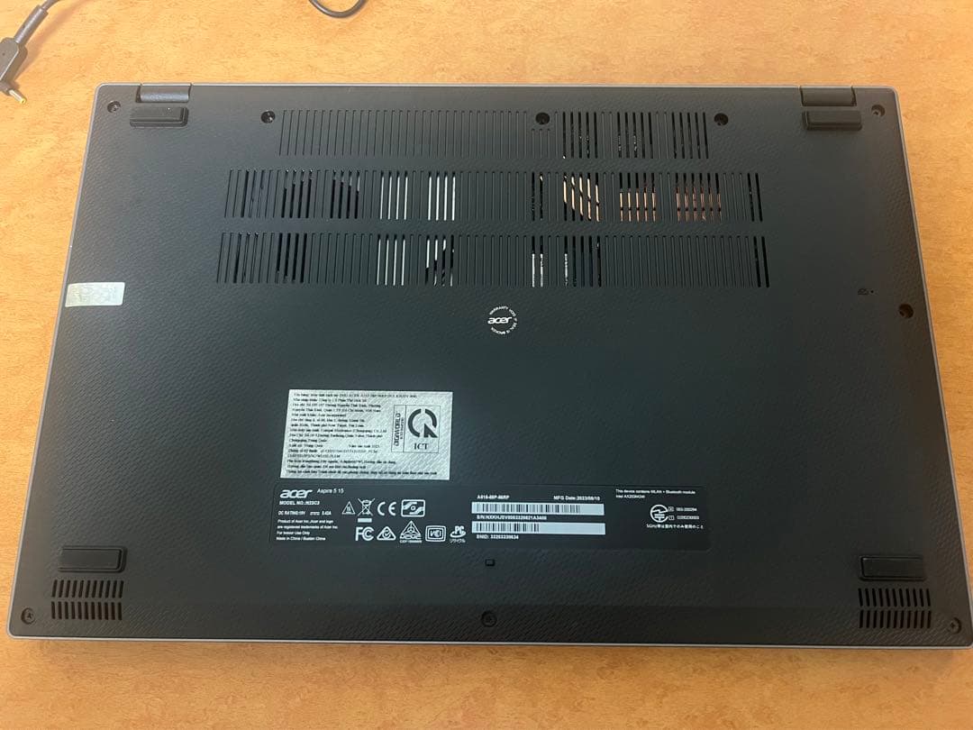 Acer Aspire 5 ノートパソコン（ワイヤレスマウス付き）