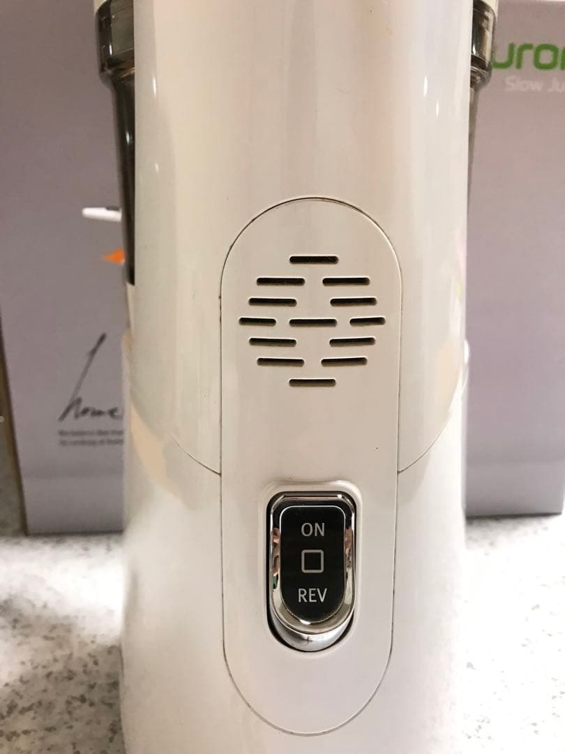 ヒューロム　スロージューサー　　H-AA-WWA17(ホワイト)