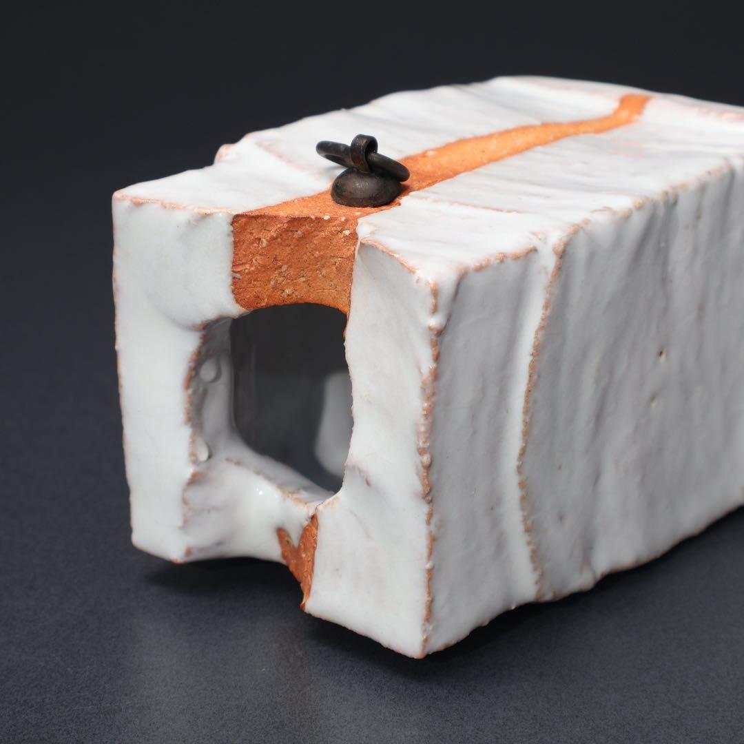 【茶道具】白釉掛分掛花入　萩焼　大和保男　共箱　白　R1561ダN3