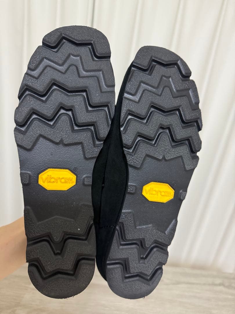 クラークス　ワラビーゴアテックス　スエード　黒　25.5