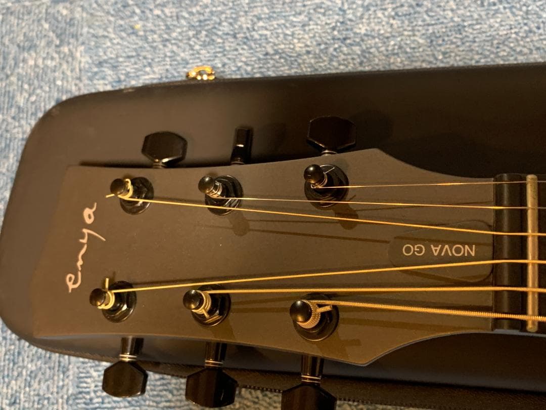 オールカーボン Mini Guitar <ENYA NOVA AI / BLK>