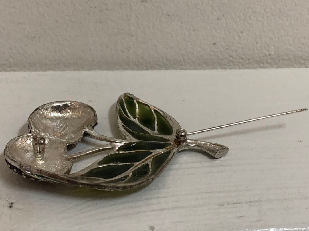 MONET VINTAGE チェリー リーフモチーフ ストーン装飾 ピンブローチ