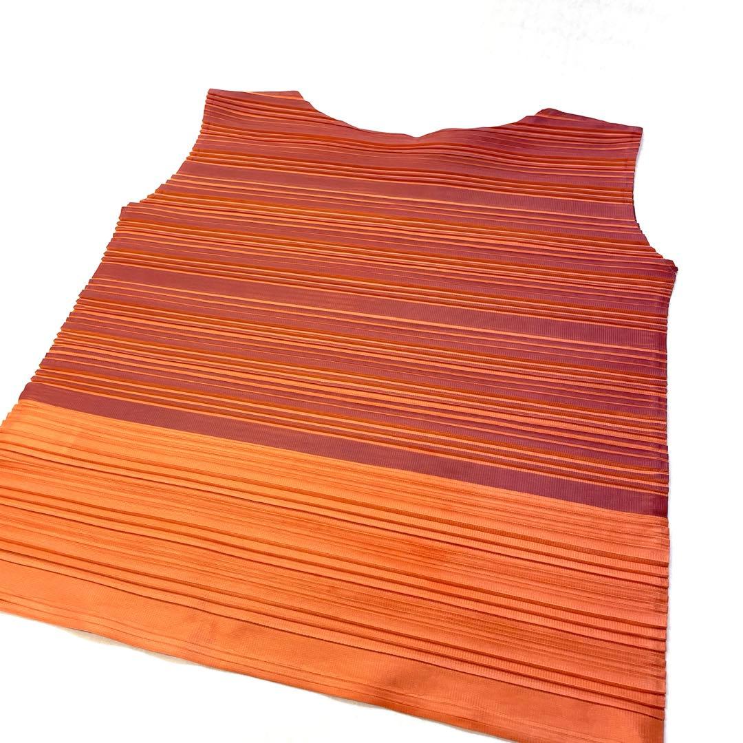 イッセイミヤケ　PLEATS PLEASE プリーツプリーズ　トップス