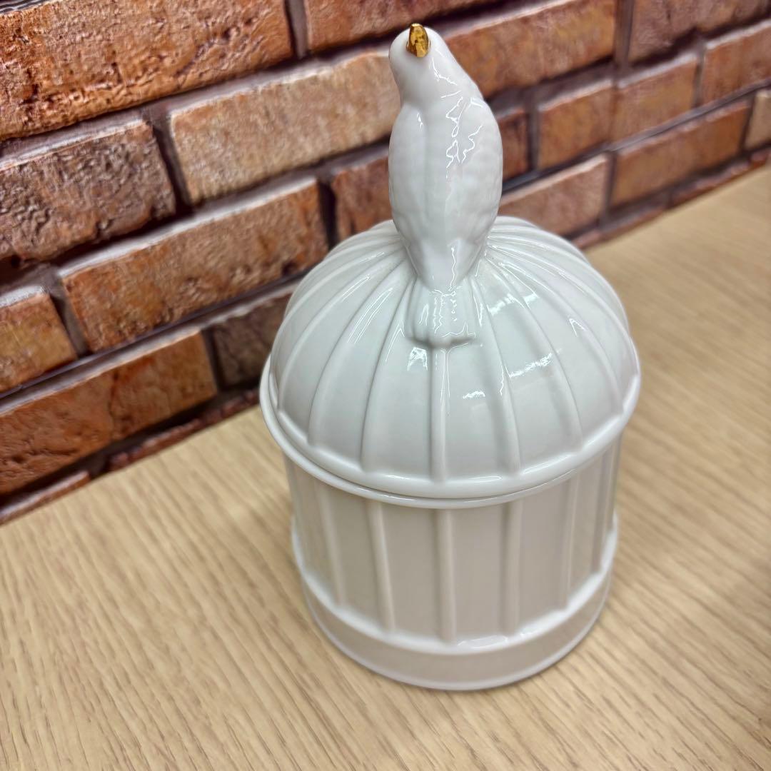 ☆レ・メルヴェイユーズ　ラデュレ　6周年限定チーク