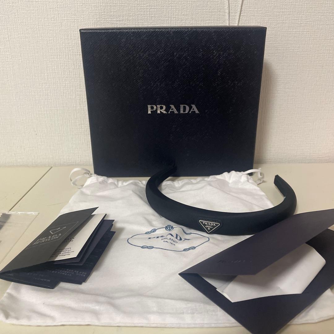 K*o様 PRADA ブラック ヘアバンド　re nylon
