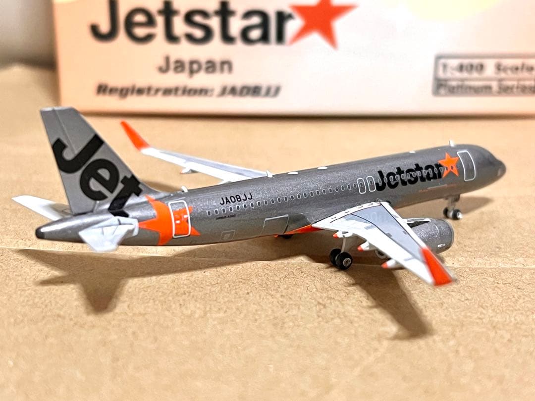 航空機・ヘリコプター Phoenix 1/400 Jetstar Japan A320 JA08JJ