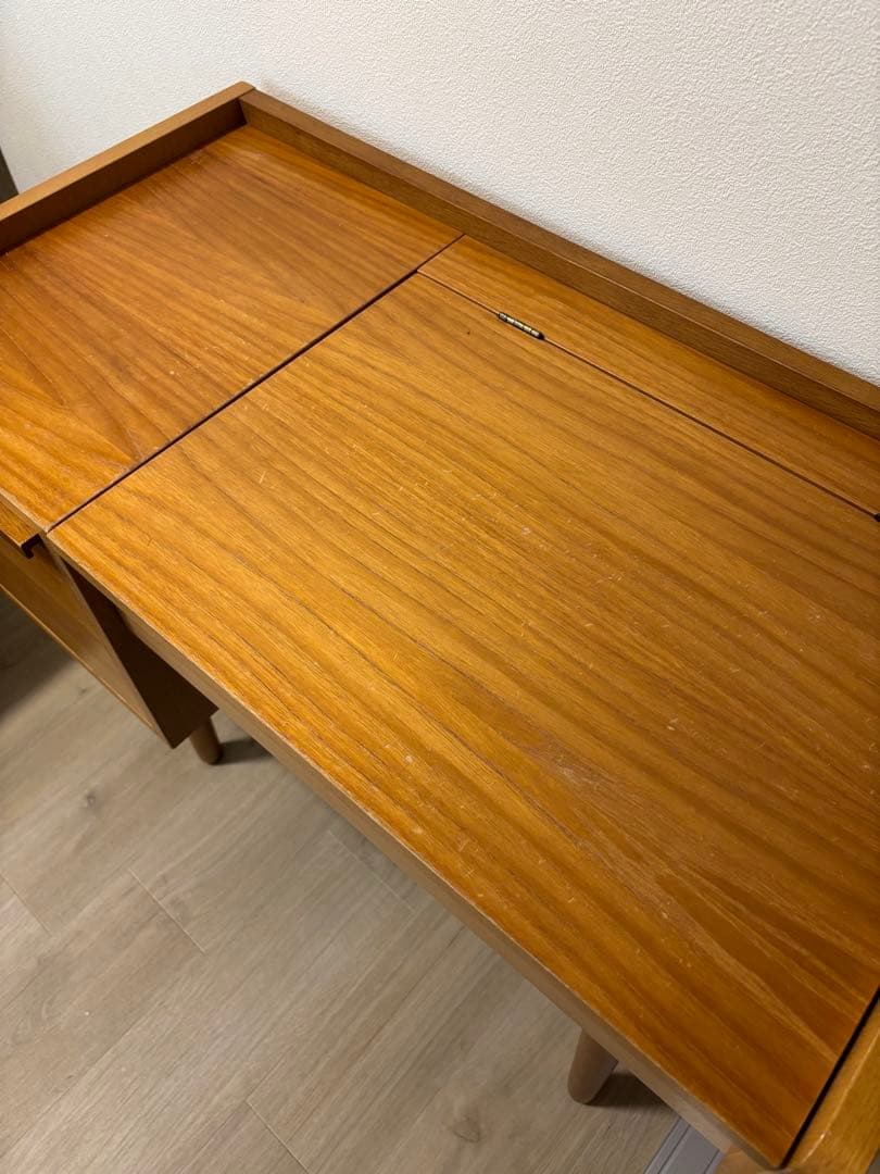 unico ALBERドレッサー(ウォールナット材)