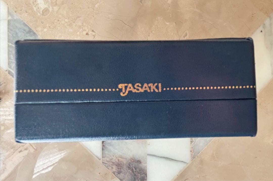 TASAKI チューリップモチーフ　真珠ブローチ