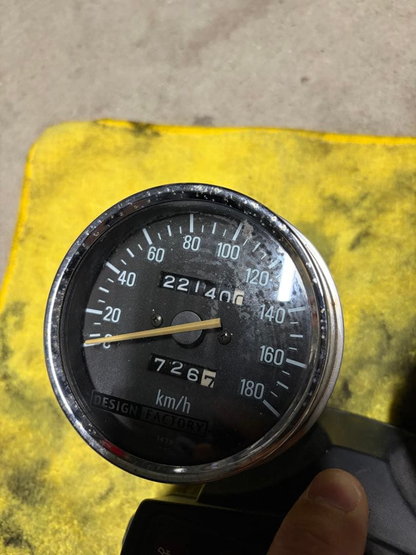 ゼファー400 スピードメーター　1992年式