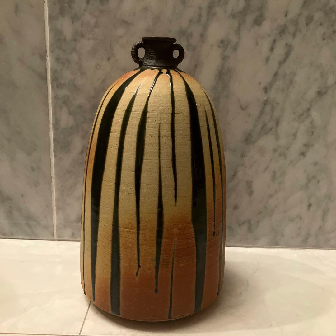 90 年代スリランカ作家Ajith さんが手掛けた雰囲気抜群の花瓶