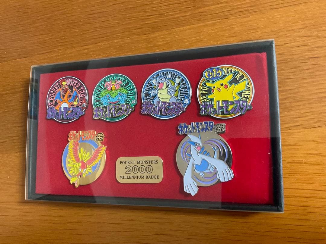 ポケットモンスター 2000 ミレニアムバッジ 　記念　ポケモン