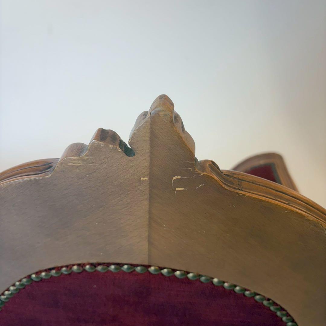 ビクトリアンスタイル ワインレッド　猫足ソファー　アンティーク