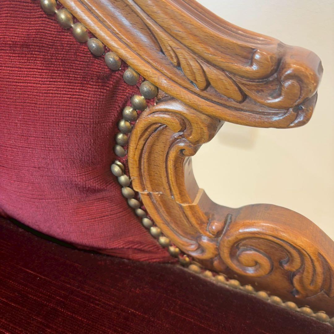 ビクトリアンスタイル ワインレッド　猫足ソファー　アンティーク