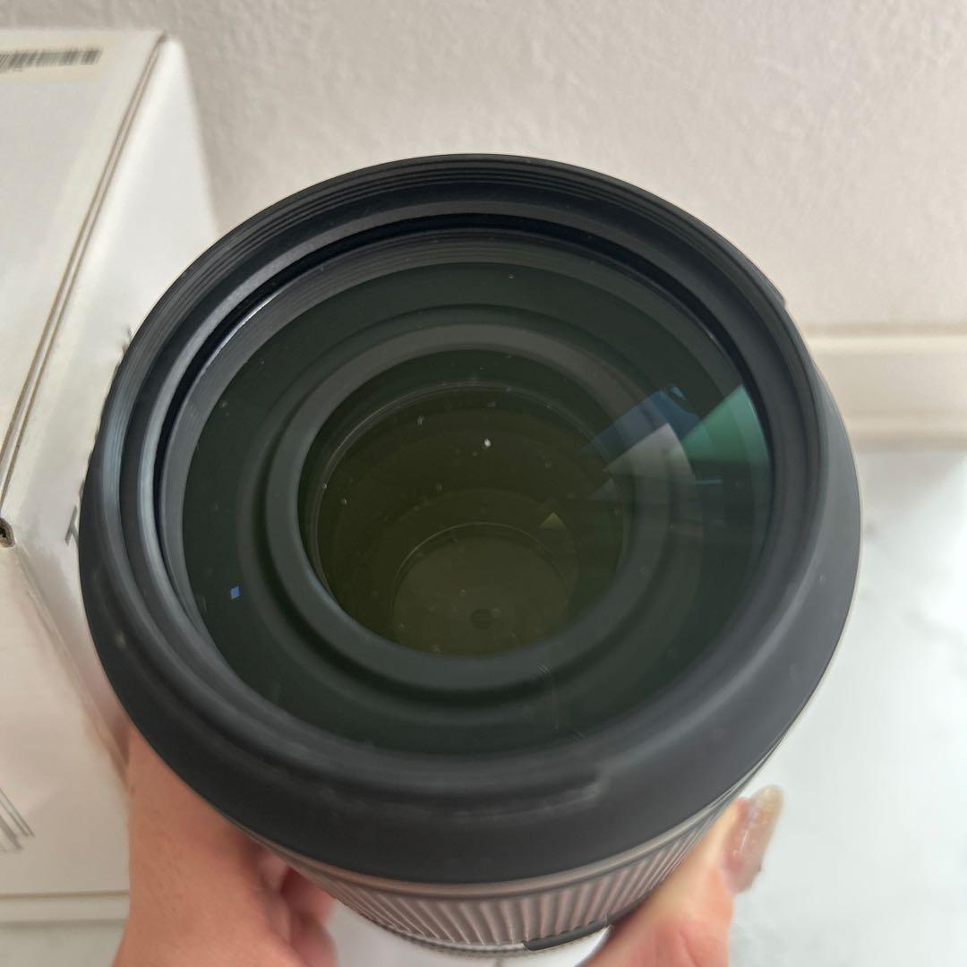 値下げ　TAMRON 70-180ミリ　F/2.8 Di III VXD