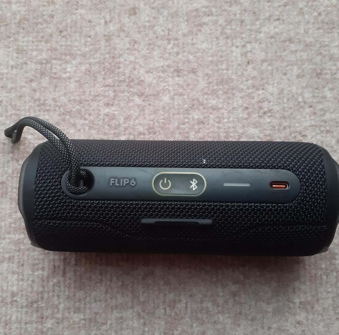 jbl flip6, ブラック　Bluetoothスピーカー