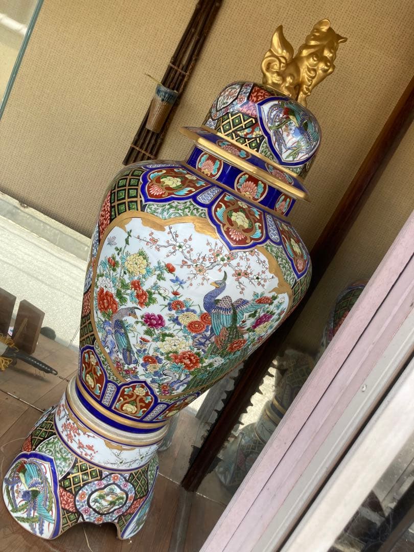 飾壺　豪華大壺　花鳥図染錦　獅子　有田焼　床壺　未使用品