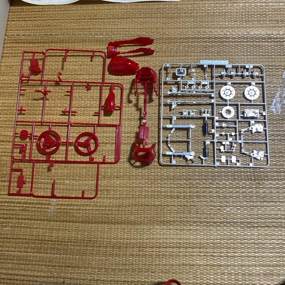 Kawasaki GPZ900R プラモデル 1/12 国内仕様 作りかけの中古