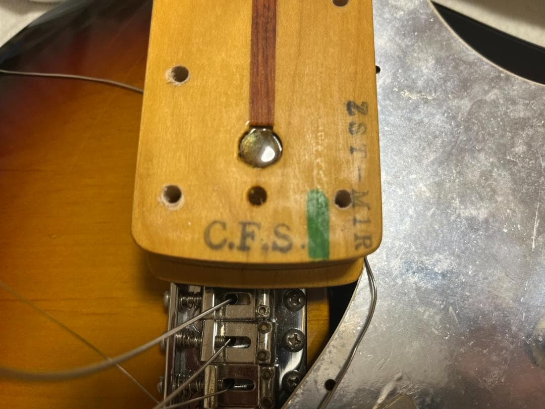 フジゲン製 ストラト ZST-M1R ミディアムスケール