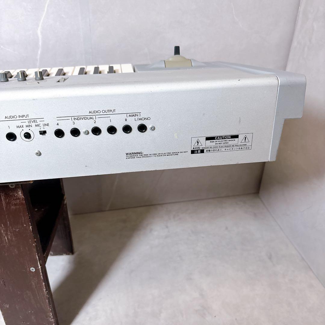 【希少・稼働品】KORG TRITON pro 76鍵盤 シンセサイザー