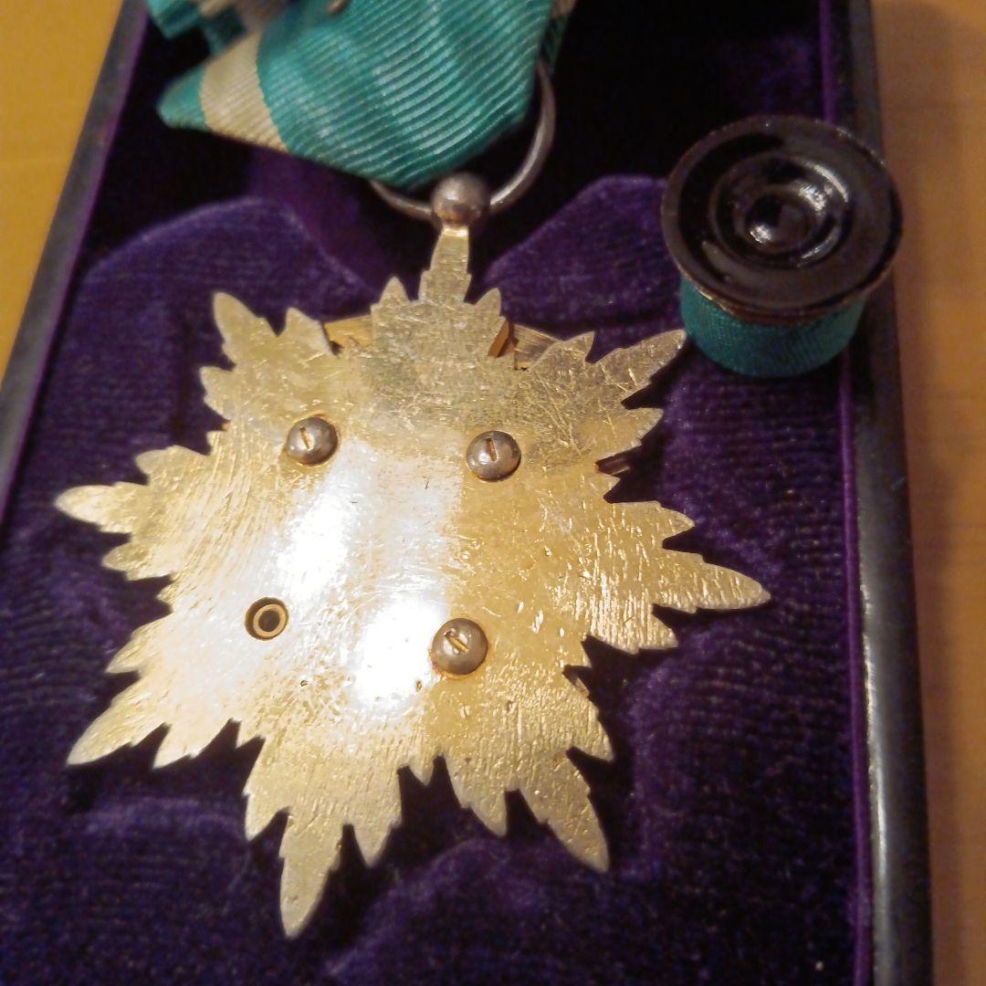 【激レア 美品】功四級金鵄勲章 天皇陛下 勅語 褒賞状付 明治勲章 勲章 褒章