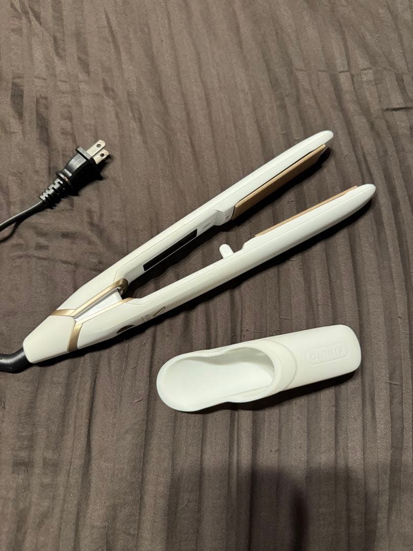 KINUJO W 絹女 ストレートアイロン DS100 海外対応 ホワイト