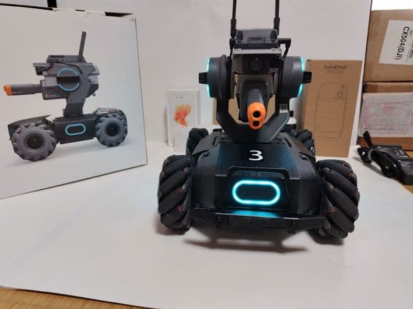 DJI ROBOMASTER S1 ロボマスター+1台セット+バッテリー１個追加