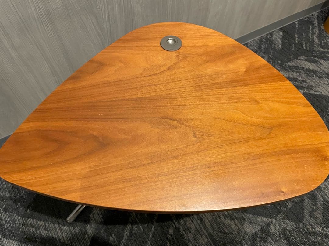 アクタス　テクタ　K22 サイドテーブル　昇降式